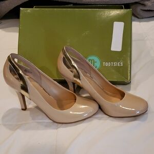 Women's Cream and Gold Heels